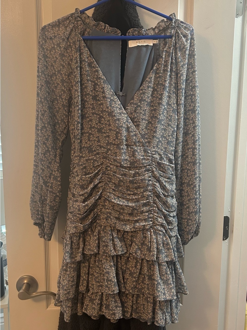ASTR the Label Blue Floral Ruffle Long-Sleeve Dress